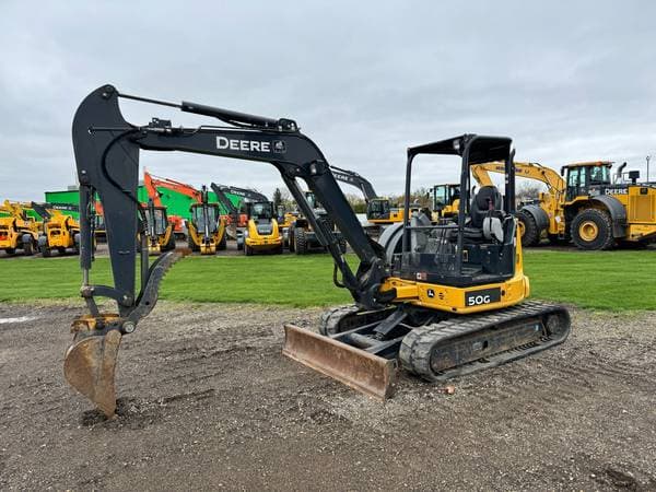 Excavator-11K-w/ Hyd Thumb  John Deere 50G